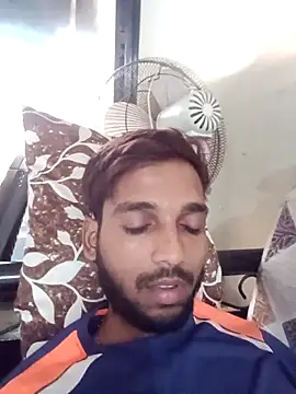 Snapshot of sushilbhosale667 chatting on February 3, 3:26 am sushilbhosale667 online show from February 3, 3:26 am