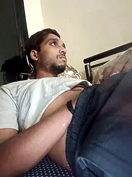 Snapshot of sushilbhosale667 chatting on February 12, 6:14 pm sushilbhosale667 online show from February 12, 6:14 pm