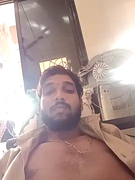 Snapshot of sushilbhosale667 chatting on March 19, 9:35 am sushilbhosale667 online show from March 19, 9:35 am