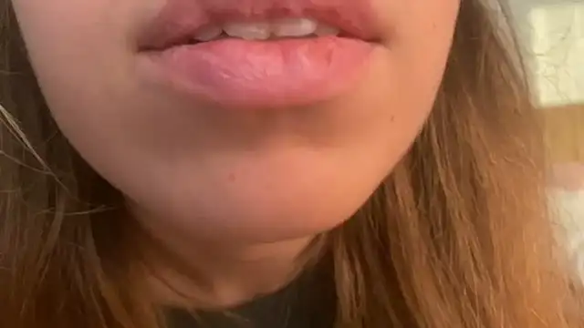 Mollyy998 online show from October 31, 3:35 pm