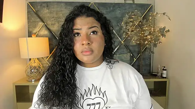 DannaFalco25 online show from January 29, 2:10 pm