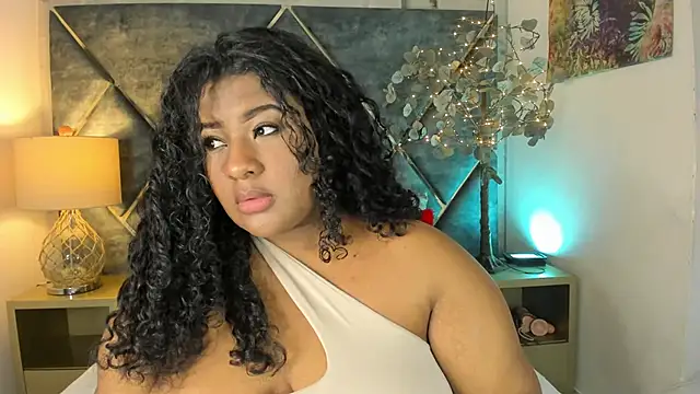 DannaFalco25 online show from February 11, 6:44 pm