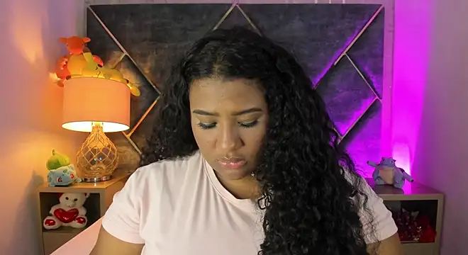 DannaFalco25 online show from September 25, 8:34 pm