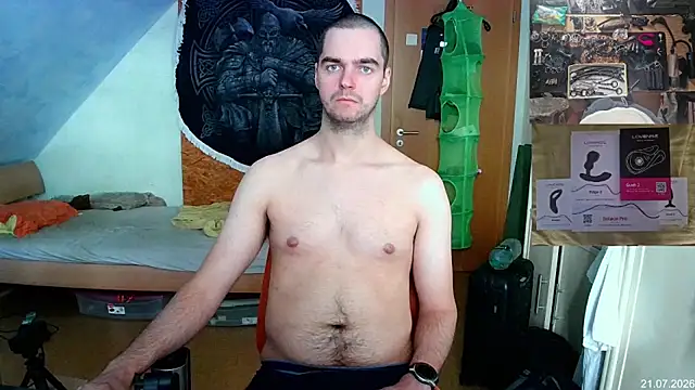 Snapshot of Chris23547 chatting on July 21, 3:25 pm Chris23547 online show from July 21, 3:25 pm