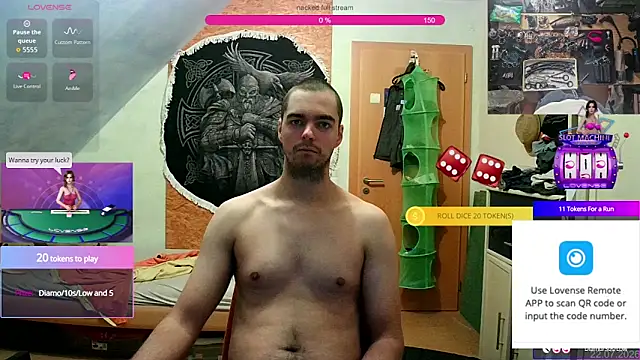 Snapshot of Chris23547 chatting on July 24, 10:24 am Chris23547 online show from July 24, 10:24 am