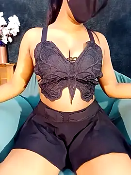 Snapshot of Madu_19 chatting on February 6, 4:47 pm Madu 19 online show from February 6, 4:47 pm