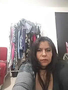 Snapshot of Vilainemarie chatting on June 23, 10:13 am Vilainemarie online show from June 23, 10:13 am