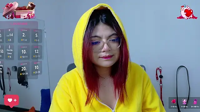 Catwhite  online show from February 22, 12:08 pm