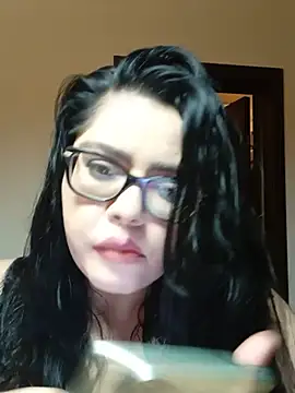 Snapshot of AriaRussell chatting on June 25, 8:46 pm AriaRussell online show from June 25, 8:46 pm