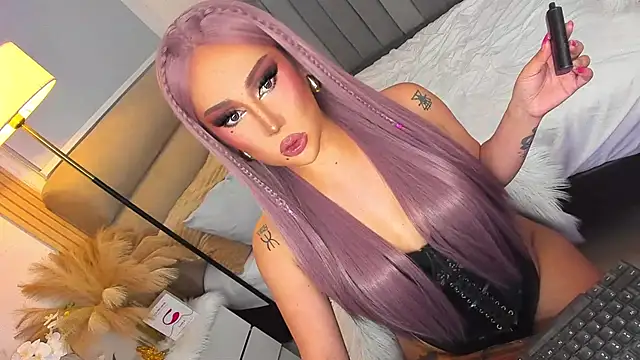 Snapshot of yourbabygoddess chatting on October 20, 4:35 am yourbabygoddess online show from October 20, 4:35 am