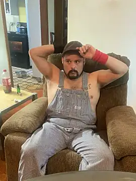 Snapshot of LumberJockMan chatting on March 20, 3:14 pm LumberJockMan online show from March 20, 3:14 pm