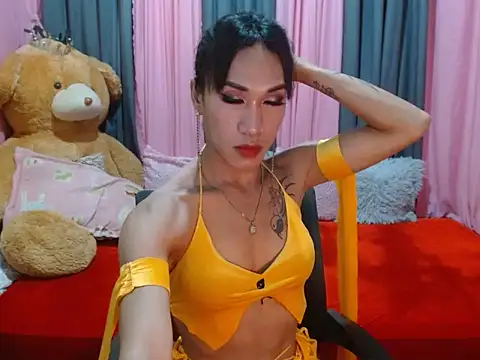 xxSexyBitch69xx online show from March 22, 8:29 am