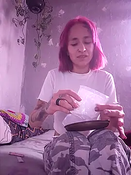 fablob23 online show from March 7, 5:06 pm