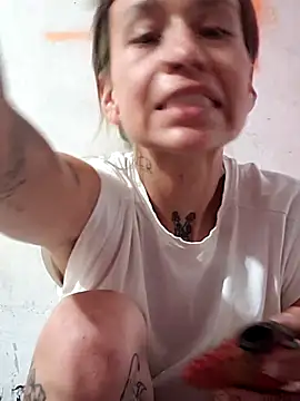 fablob23 online show from April 16, 11:40 pm