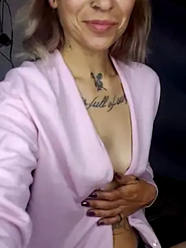 fablob23 online show from May 23, 10:19 am