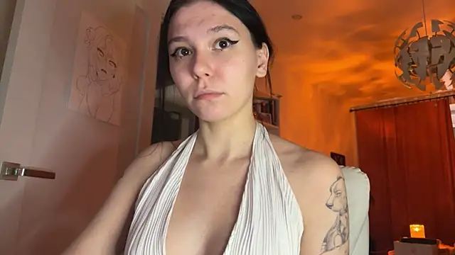 pinkdolly18 online show from October 12, 10:20 pm