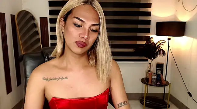 SarahAmber online show from February 7, 9:48 pm