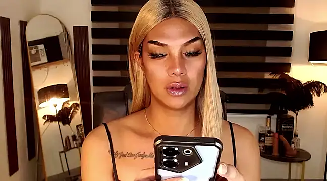 SarahAmber online show from March 22, 1:52 pm