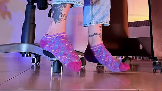 ArchieCollins online show from October 11, 9:46 pm