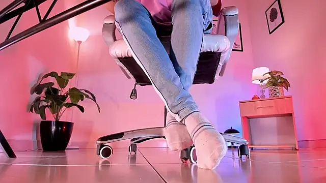 ArchieCollins online show from October 15, 8:53 pm