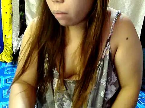 Snapshot of hotcastlexxx chatting on June 15, 1:08 am hotcastlexxx online show from June 15, 1:08 am