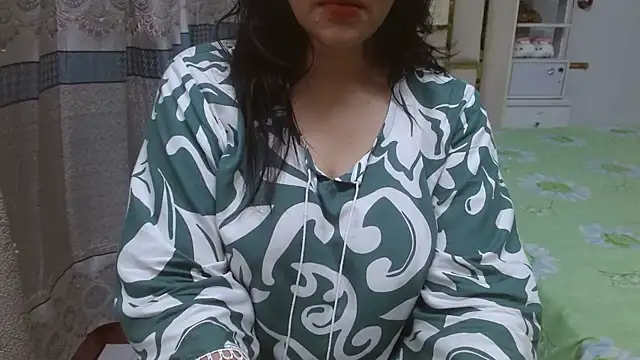 Snapshot of Lovelywife786 chatting on September 12, 5:02 pm Lovelywife786 online show from September 12, 5:02 pm