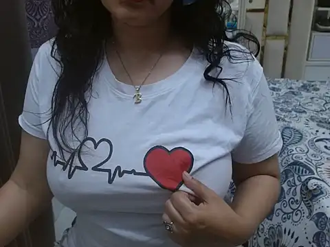 Lovelywife786 online show from June 21, 10:51 am