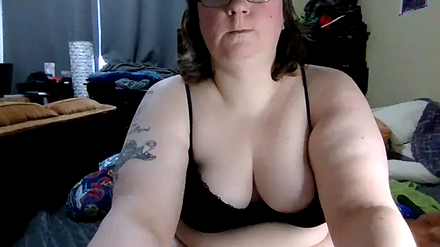 newfieocean online show from February 11, 7:05 pm