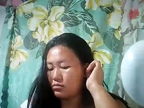 Snapshot of Sexyhorney4u chatting on November 22, 10:09 pm Sexyhorney4u online show from November 22, 10:09 pm