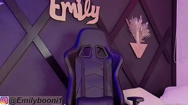 EmilyBoonny1 online show from January 25, 10:28 pm