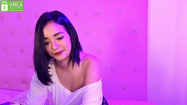 Ivy Gail online show from April 24, 4:37 am