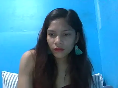 Snapshot of prettyyoung_mom23 chatting on January 27, 11:54 pm prettyyoung mom23 online show from January 27, 11:54 pm