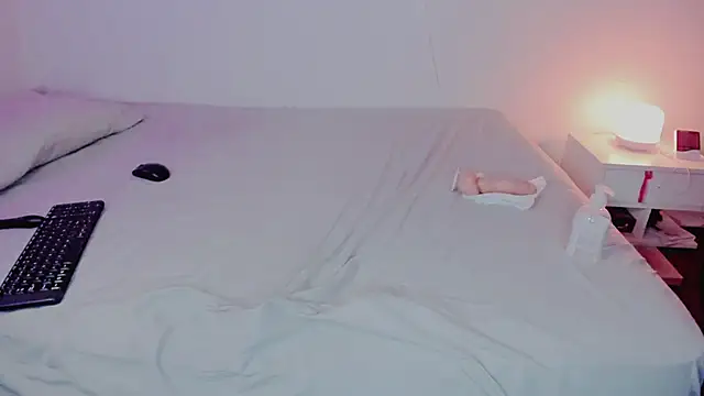 Amelia75 online show from December 10, 1:22 am