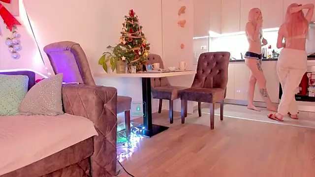 AlexRoseLiRed online show from January 6, 9:43 pm