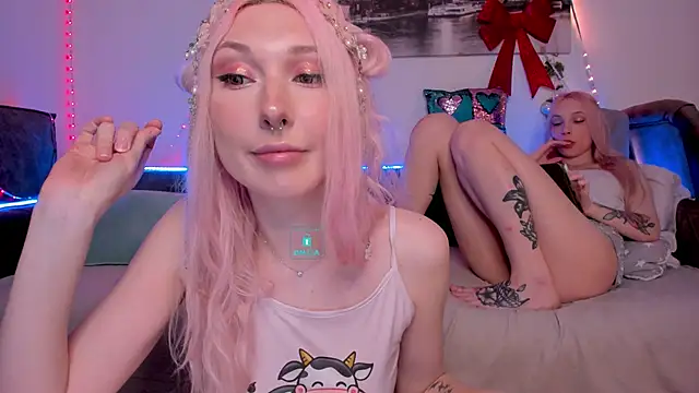 AlexRoseLiRed online show from January 20, 7:57 pm