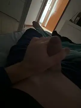 danicohoney online show from October 6, 8:01 am