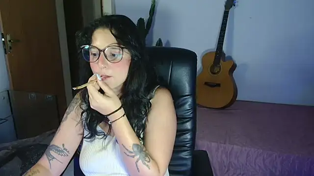 myamillor online show from February 19, 10:20 pm