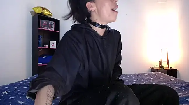 Snapshot of Cocain_Atenea chatting on February 27, 8:31 pm Cocain Atenea online show from February 27, 8:31 pm