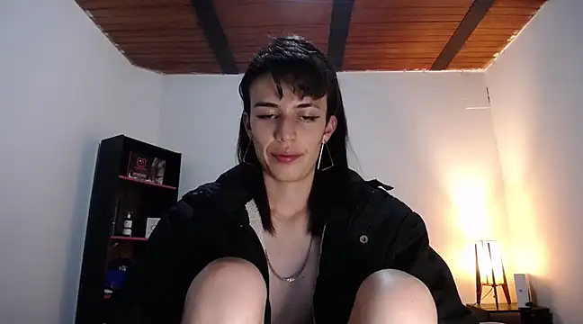 Snapshot of Cocain_Atenea chatting on March 18, 7:31 pm Cocain Atenea online show from March 18, 7:31 pm