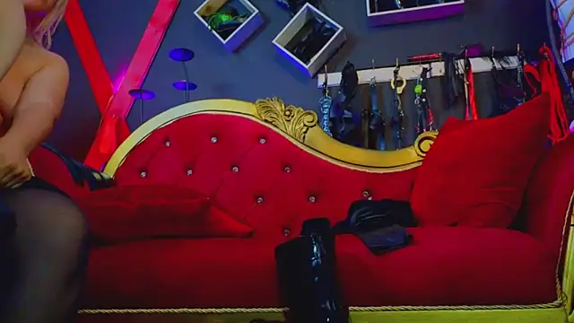 PerlaDivaio online show from September 19, 2:40 pm