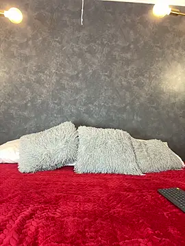 dayra angels online show from April 24, 6:10 pm