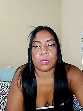 Snapshot of rosmery-navarro chatting on March 3, 2:47 am rosmery-navarro online show from March 3, 2:47 am