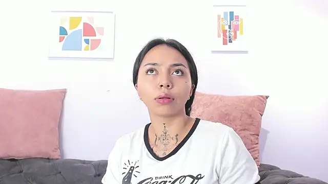 miss soffi  online show from January 17, 12:10 pm