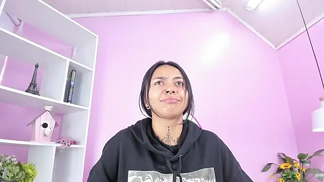 miss soffi  online show from February 25, 12:03 pm