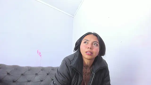 miss soffi  online show from April 16, 6:52 pm