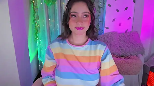 Aquamarinebubble online show from April 6, 3:04 am