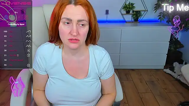 Kamilla Hot online show from November 14, 6:28 pm