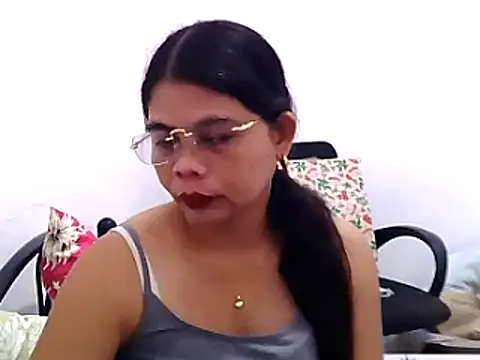 pinay milfxx online show from February 21, 11:54 pm
