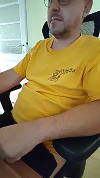 Snapshot of Stevie_Little chatting on June 7, 1:48 pm Stevie Little online show from June 7, 1:48 pm