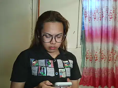 Snapshot of Your_PrettyGirlxxx chatting on January 16, 11:47 am Your PrettyGirlxxx online show from January 16, 11:47 am